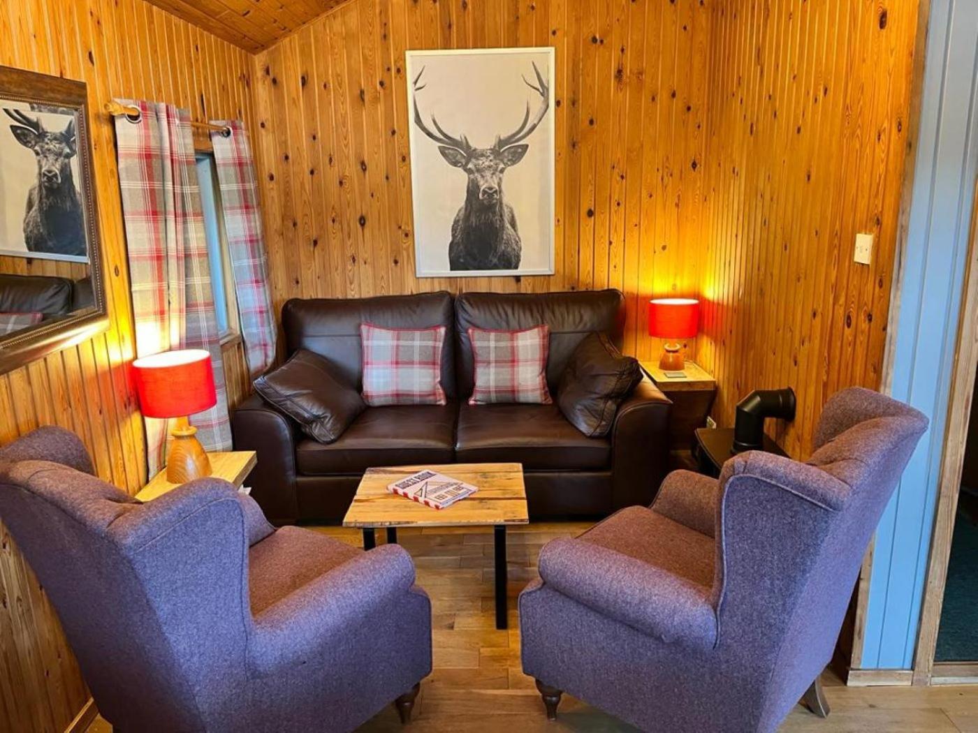 Milton Bay Luxury Lodge Wrapped In Exceptional Scenery Morenish 외부 사진